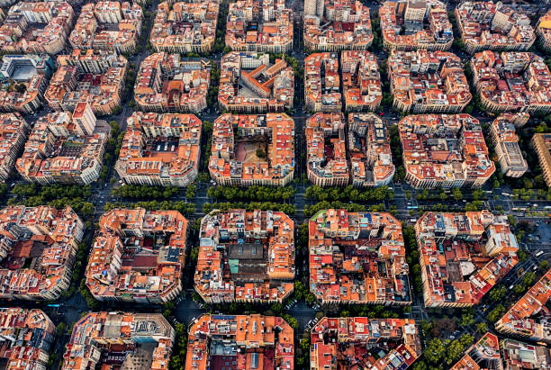 istock Barcelona zenital aerial view 1147887468
