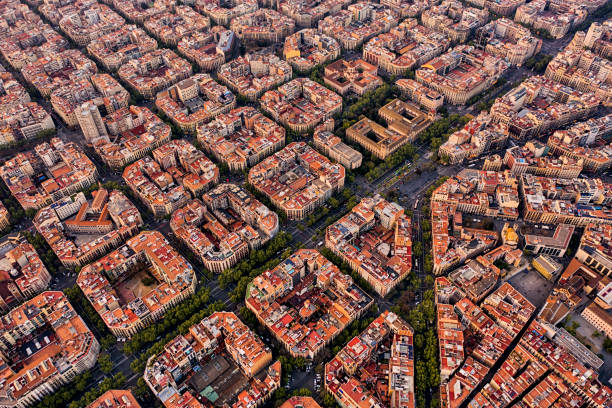 istock Barcelona cityscape with university 1147889394