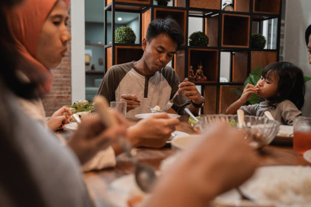 istock muslim family break fasting together 1147889792