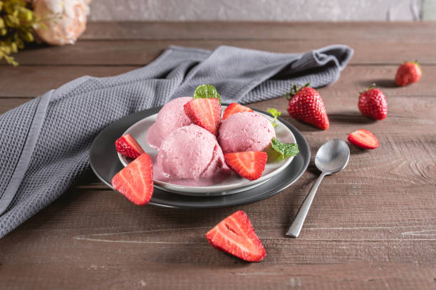 istock Fruit strawberry sorbet with fresh berries 1147910709