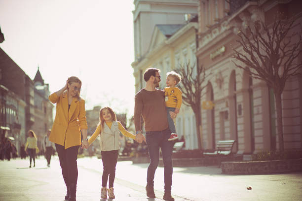 istock Do you like the city? 1147917238