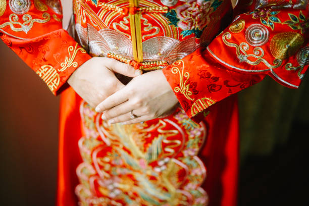 istock Asian bride waiting for the bridegroom on wedding day 1147923571