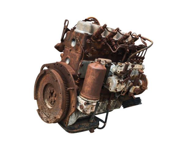 alte automotoren auf weißem hintergrund isoliert. rusty automotor. (clipping path) - engine isolated power new stock-fotos und bilder