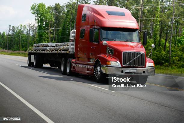 Truck On The Road Georgia Stock Photo - Download Image Now - Georgia - US State, Trucking, Commercial Land Vehicle