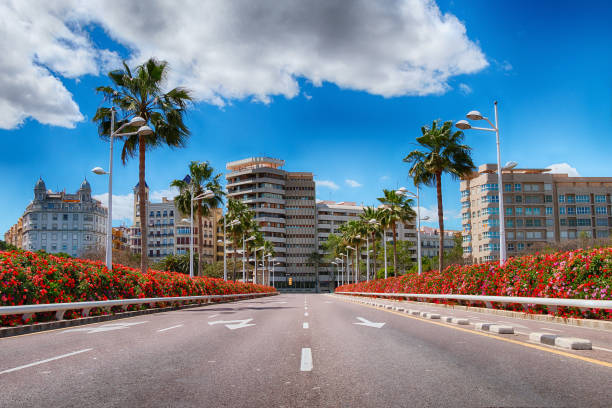 istock Spain, Valencia, Pont de les Flors 1147962183