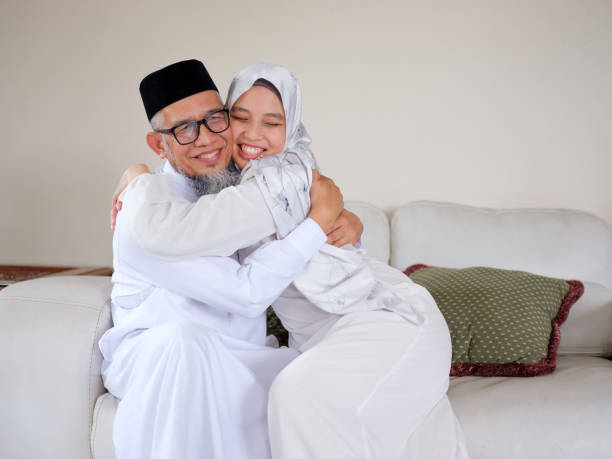 istock Father embrace daughter 1147964781