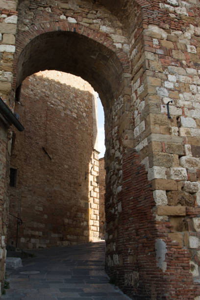 istock Arch of an historical hamlet 1148018589