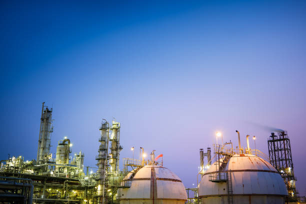 istock Manufacturing petroleum plant 1148022808