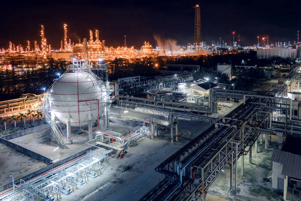 istock Manufacturing petroleum industrial 1148024322