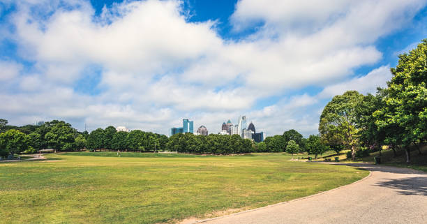 istock Atlanta skyline from the city park 1148045327