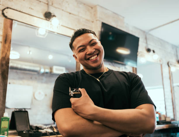 istock English style barber shop action 1148047588