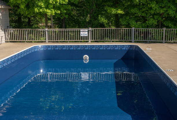 istock Replacing and improving vinyl liner of swimming pool 1148049460