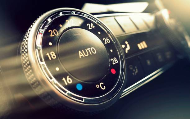 управление кондиционированием воздуха автомобиля - car air conditioner vehicle interior driving стоковые фото и изображения