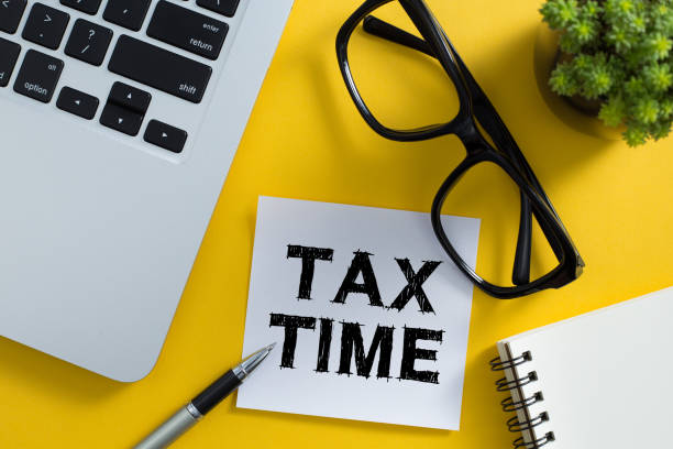 istock Tax Time Concept On Sticky Note 1148171500