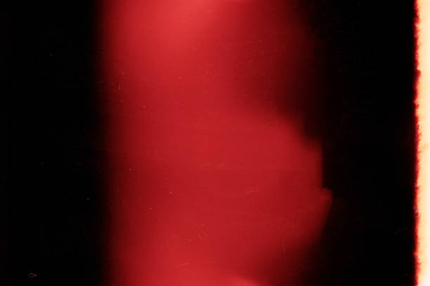 抽象的なフィルムテクスチャの背景 - 赤 写真 ストックフォトと画像