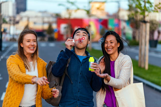 istock Travelling the city by foot 1148191304