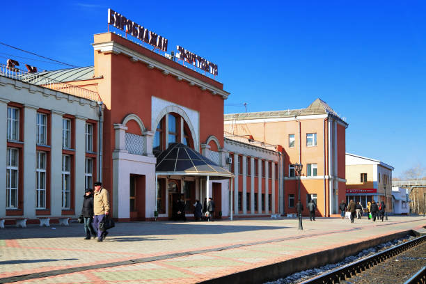railway station of birobidzhan, jewish autonomous oblast, russia - yiddish imagens e fotografias de stock