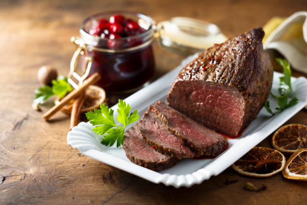 carne asada casera - roast beef fotografías e imágenes de stock