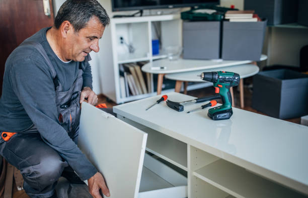 istock Man making furniture 1148228569
