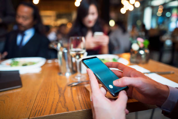 istock Entrepreneur phone always rings 1148254338