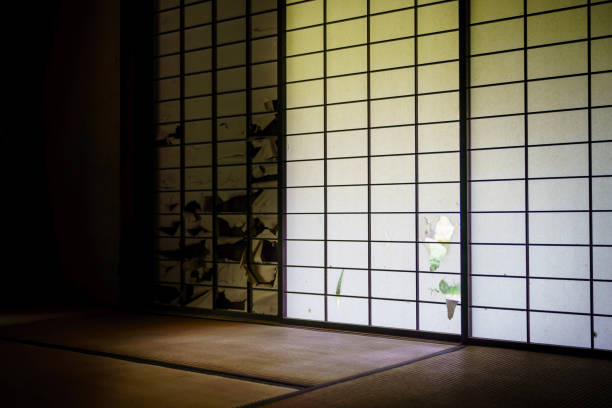 istock Abandoned and derelict houses in Japan 1148399224