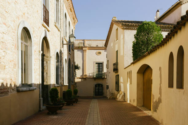 istock Street Scene in Begur 1148413576