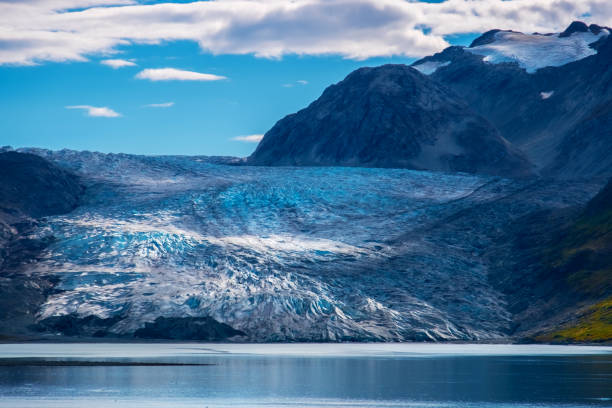 istock Glacier in Glacier Bay National Park, Alaska 1148421108
