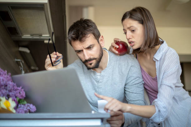istock Young couple enjoyng weekend 1148563406