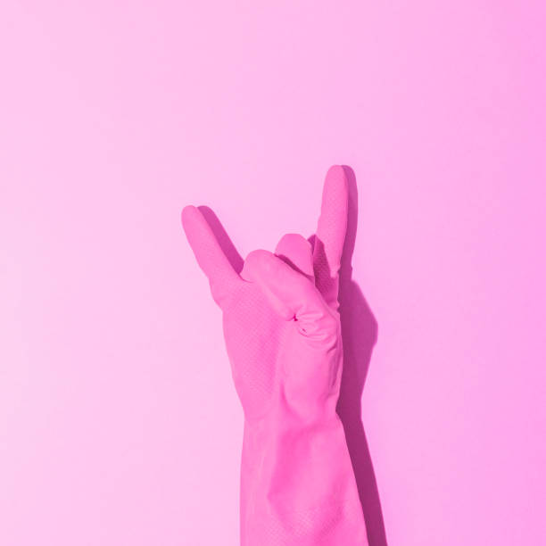 istock Symbol of rock'n'roll horn 1148591637