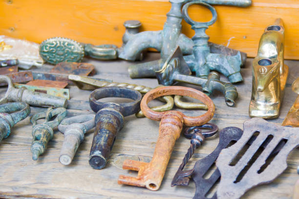 istock Antique antique keys to the lock 1148595227