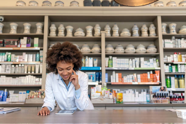 istock Computer technology helps pharmacies better manage their supplies 1148599371