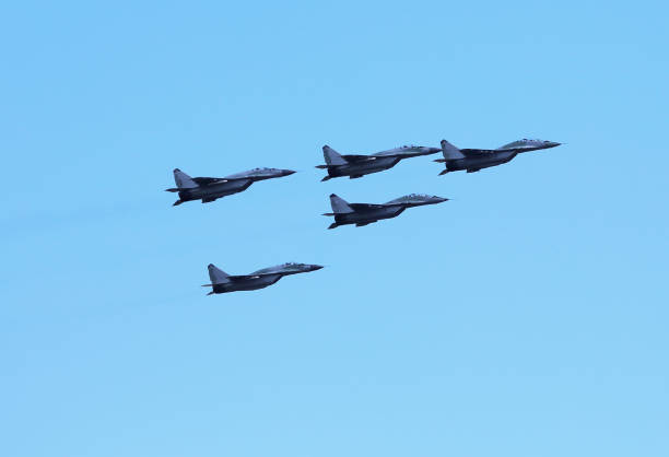 istock Military  aircraft in flight 1148680318