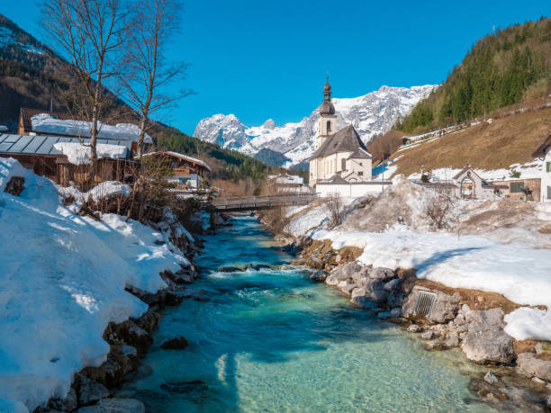 istock Famous chapel in Ramsau, Berchtesgaden, Germany in winter 1148690231