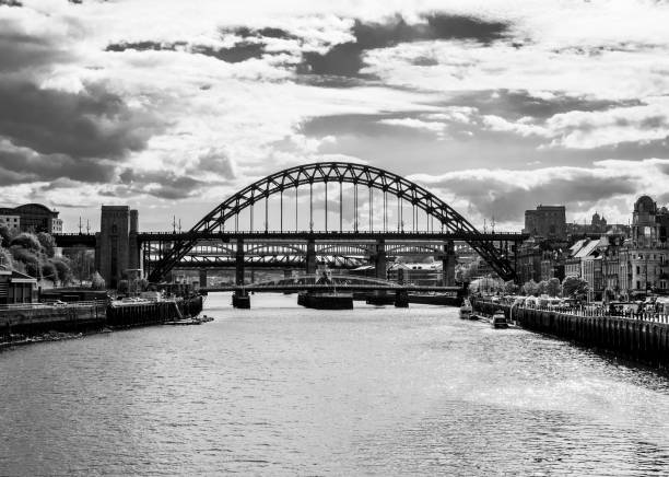 Newcastle’s famous Tyne Bridge on the Quayside Tyne River, Bridge - Built Structure, Built Structure, River, Newcastle-upon-Tyne tyne bridge stock pictures, royalty-free photos & images