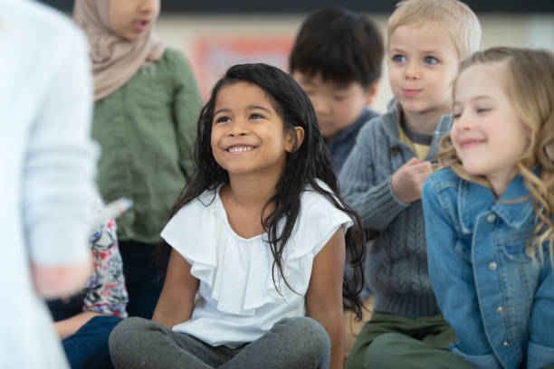 istock Listening to a story 1148713523