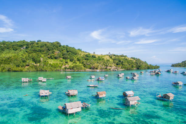 beautiful aerial view borneo sea gypsy water village - sipadan island imagens e fotografias de stock