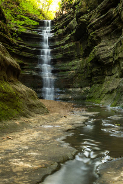 istock French Canyon, Starved Rock state park, Illinois. 1148719735