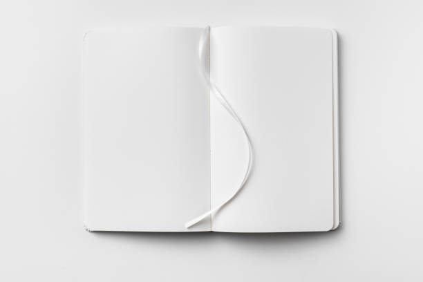biały notatnik wyizolowany na białym tle - book black isolated on white note pad zdjęcia i obrazy z banku zdjęć