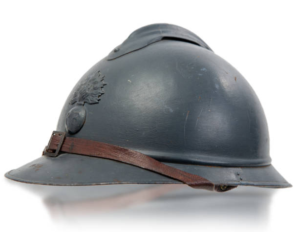 skotsk Recept Regnbue French Military Helmets Of The First World War Isolated On White Background  Stock Photo - Download Image Now - iStock