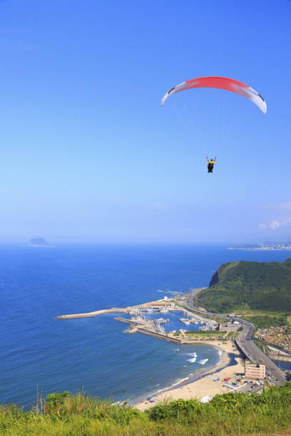 istock New Taipei, Wanli, Paragliding 1148767519