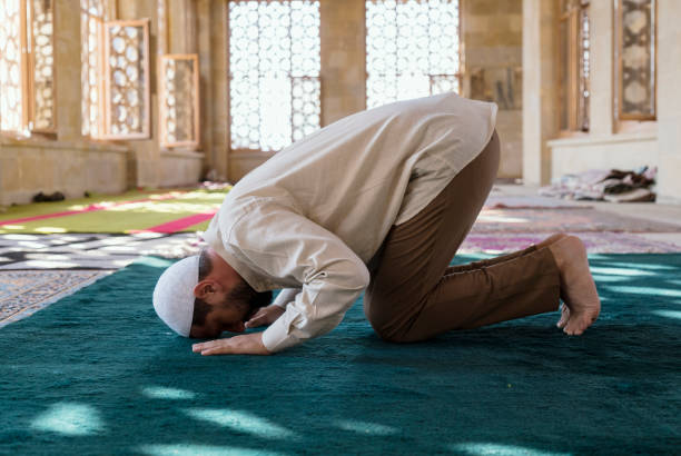 istock Muslim man is praying in mosque 1148790268