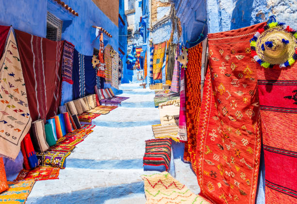 Street with souvenirs Street with souvenirs in Chefchaouen, Morocco, North Africa chefchaouen photos stock pictures, royalty-free photos & images
