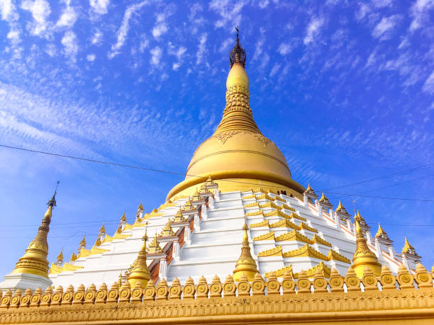 istock Mahazedi Pagoda in Bago, Myanmar 1148815807