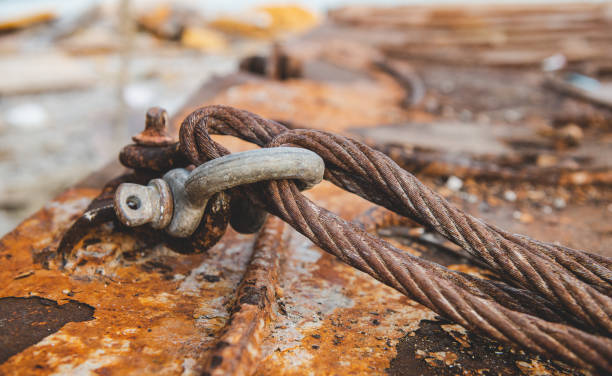 istock Old metal rusty sling cable grunge. 1148837254