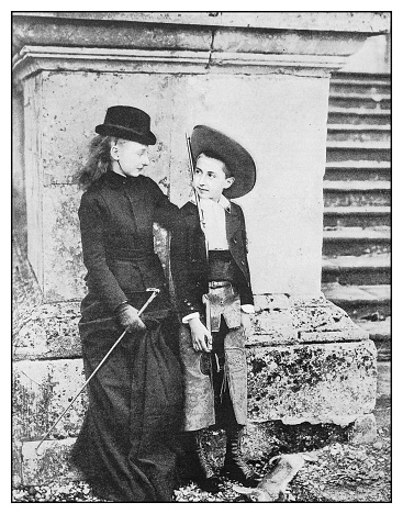 Antique photo: Princess Louise and Prince Ferdinand, Children of the Comte de Paris