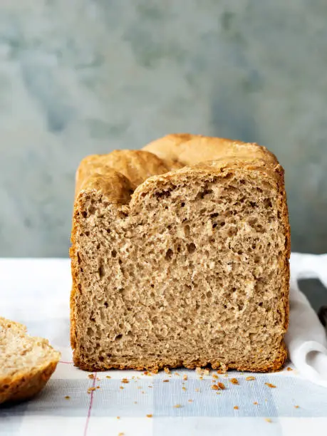 Bread, Cut Out, Bread, Loaf of Bread, Wholegrain, Cereal Plant, Artisanal Food and Drink,Baguette, Food, Bakery,Sliced Bread, Bun - Bread,Rye Bread, Carbohydrate - Food Type,