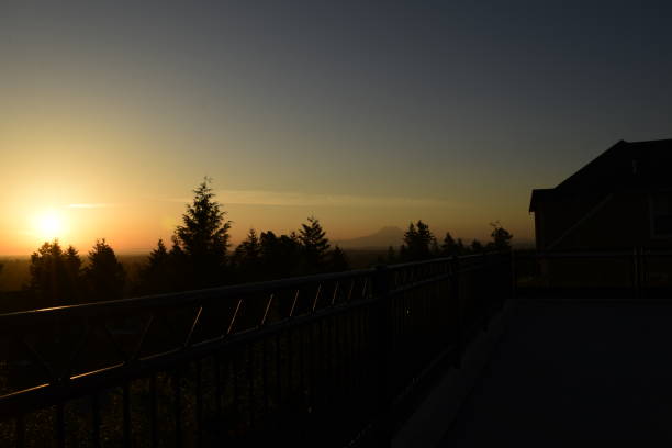 istock A View Of Mt. Rainier At Sunrise 1148891043