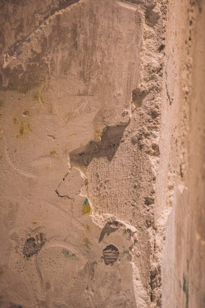 istock Old borken pillar in a factory 1148975048