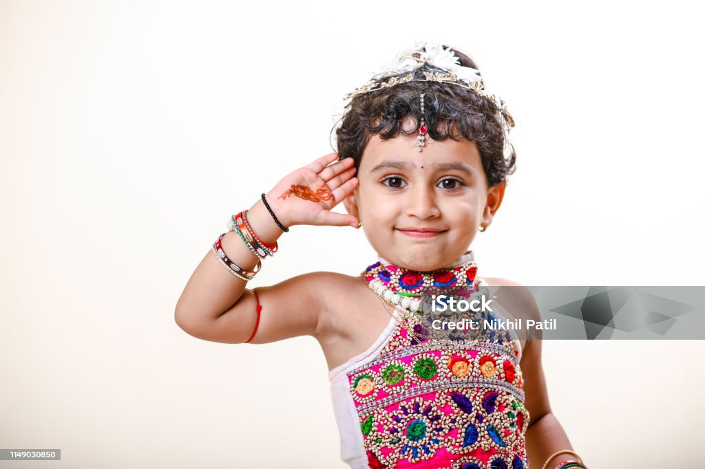 Cute Indian Little Girl Child Stock Photo - Download Image Now - Animal,  Asian and Indian Ethnicities, Beautiful People - iStock