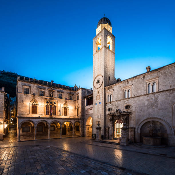 istock Dubrovnik night Stradun street 1149053822